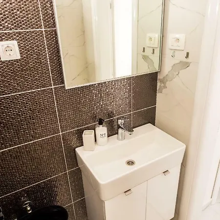 Mikulic Apartment *